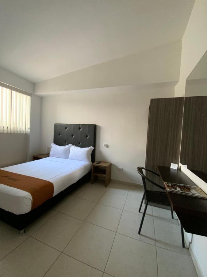 Perugino´S Hotel Galeria Popayan Bagian luar foto