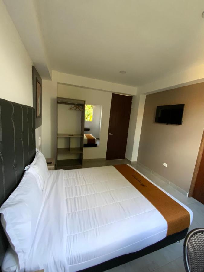 Perugino´S Hotel Galeria Popayan Bagian luar foto