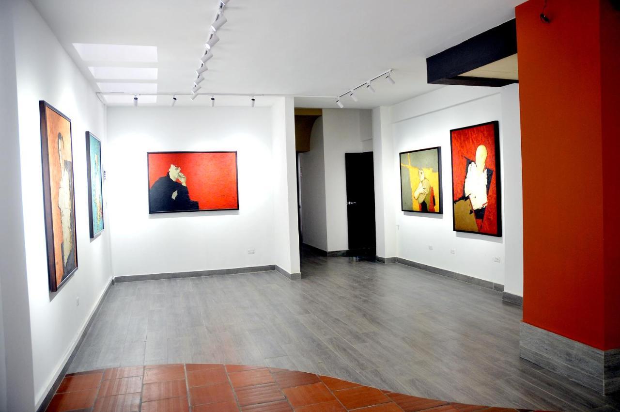 Perugino´S Hotel Galeria Popayan Bagian luar foto